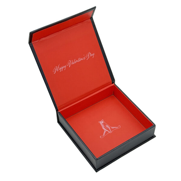 Black Valentine's Collapsible Jewelry Gift Box with Red Interior