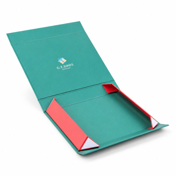 Festive Snowflake Collapsible Fashion Accessory Gift Box
