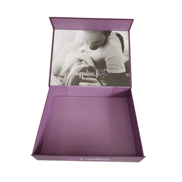 Plum Purple Collapsible Hair Extension Gift Box with Photo Lid Plum Purple Collapsible Hair Extension Gift Box with Photo Lid