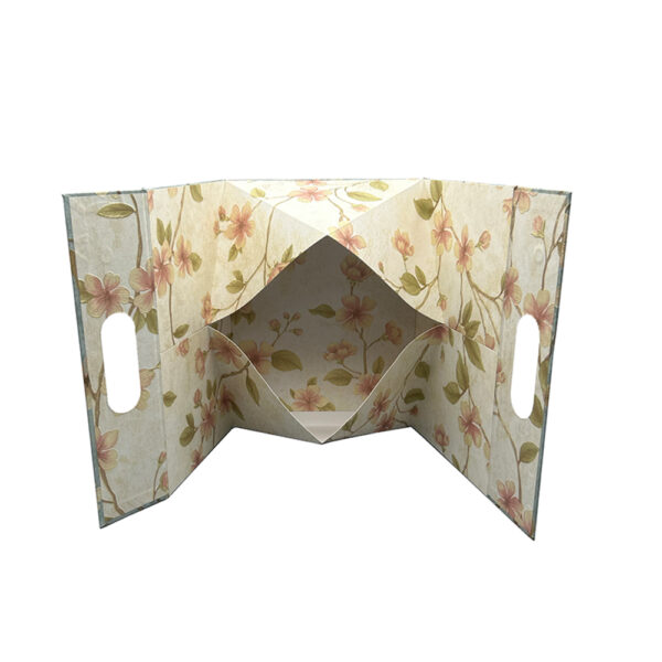 Vintage Botanical Floral Triangular Collapsible Gift Box