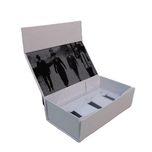 White Photo-Lined Collapsible Candle Gift Box with Insert White Photo-Lined Collapsible Candle Gift Box with Insert